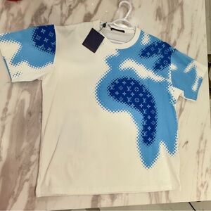 Louis Vuitton Men Blue and White Short Sleeve Tee size XL